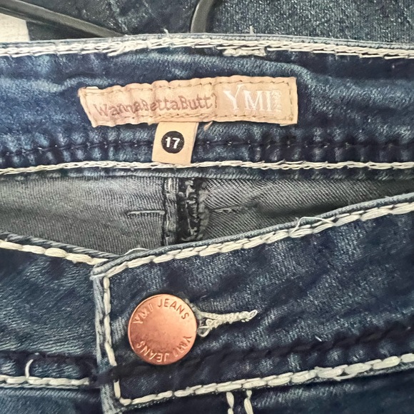 YMI Jeans - Picture 3 of 4